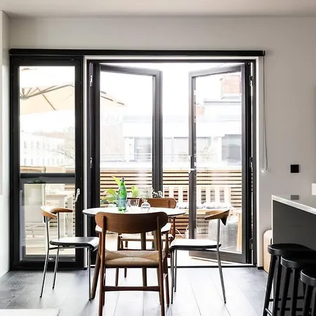 High-end 3-room Apt
