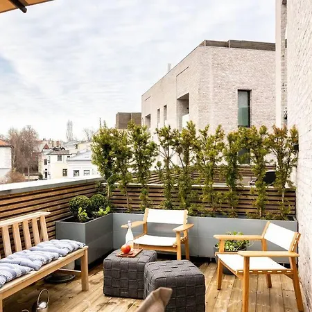 High-end 3-room Apt