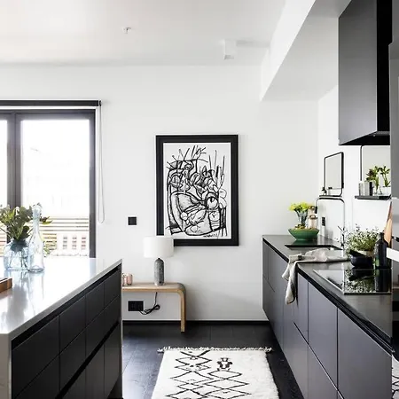 High-end 3-room Apt *